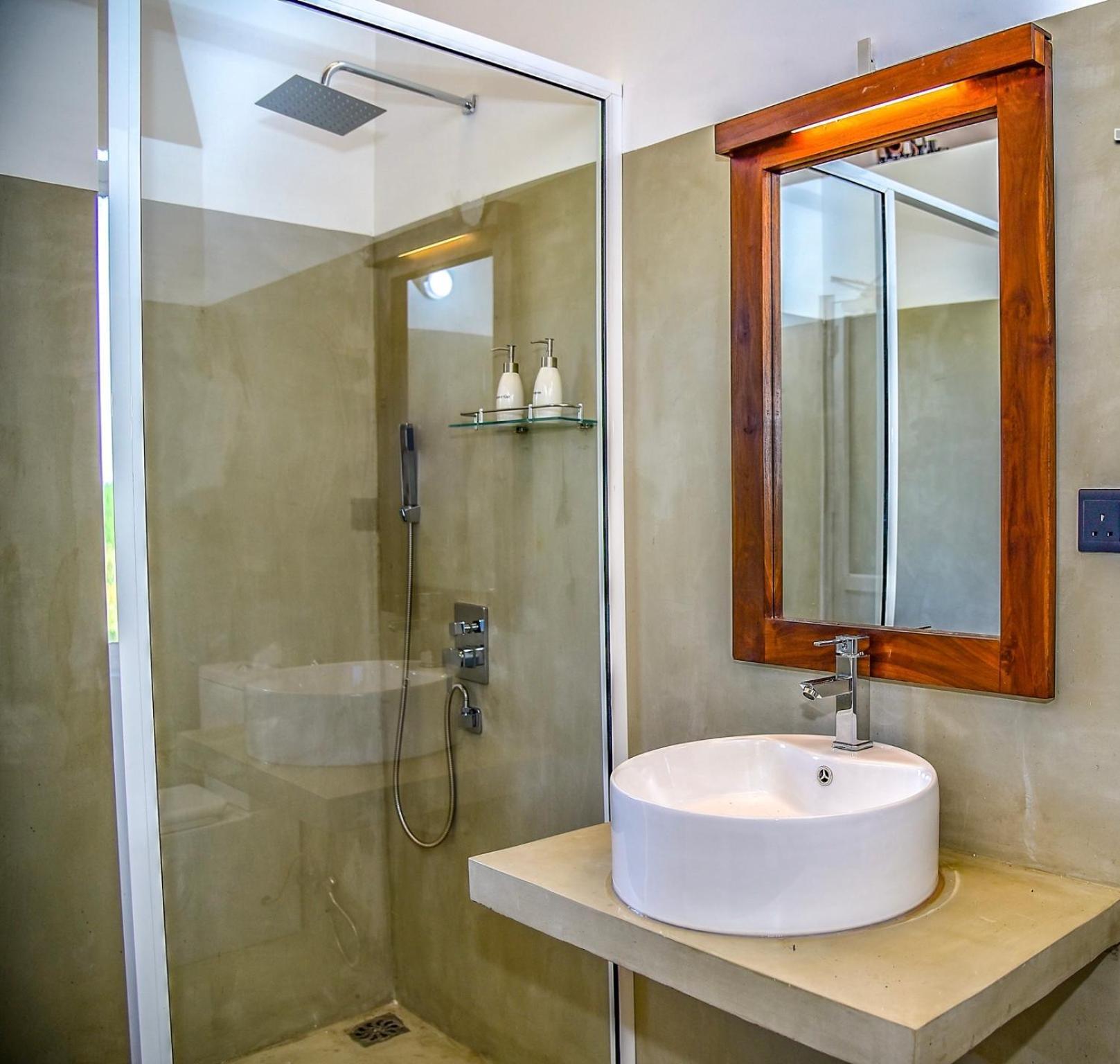 Thihawa Eco Huts Yala Bed & Breakfast Tissamaharama Exterior photo